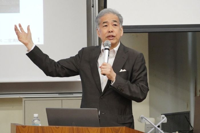 二宮　清純氏